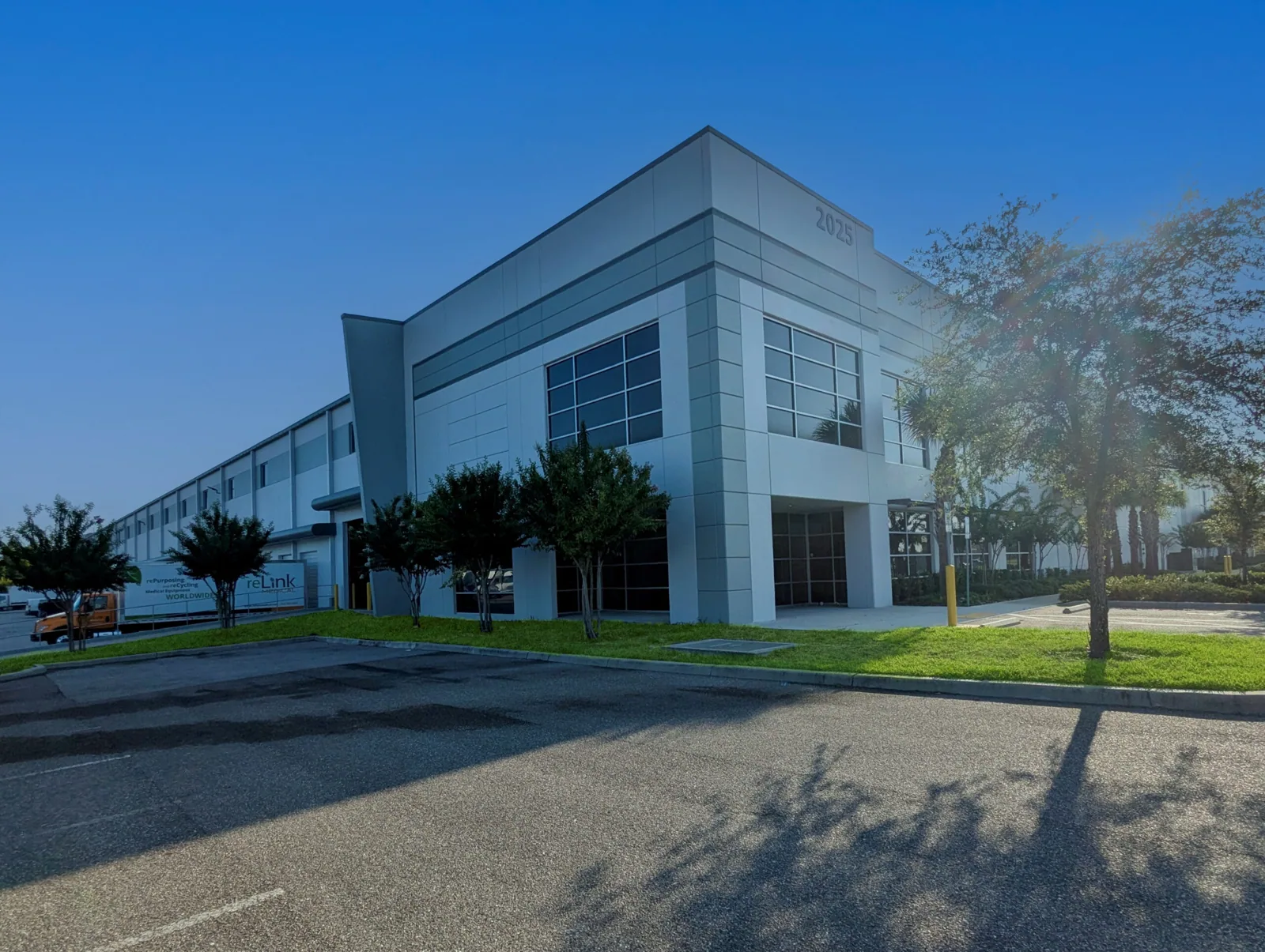 Distribution Center Roofing in Port St. Lucie, FL